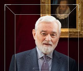 Imagen de Plano general” de la televisión española. Entrevista al ex-director de la RAE, Darío Villanueva.